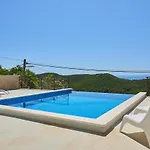 Vila Korta - Spacious House With Pool Babino Polje