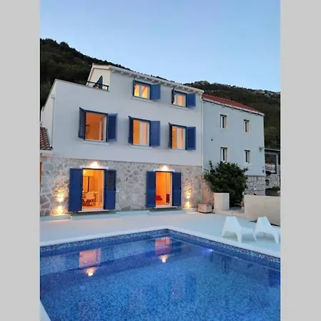 Villa Korta - Spacious House With Pool Babino Polje