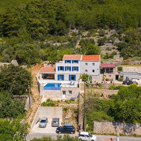 Korta - Spacious House With Pool * Babino Polje