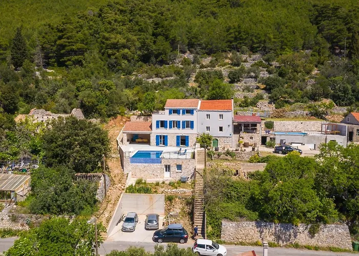 Korta - Spacious House With Pool * Babino Polje